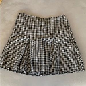 Brandy Melville skirt